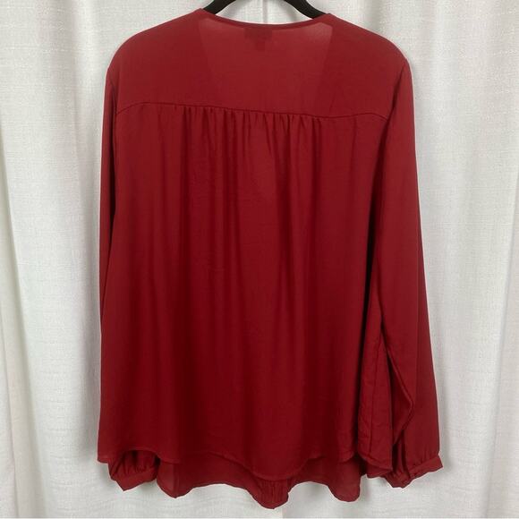 Torrid Burgundy Red Georgette Pintuck Button Front Blouse Sz.1 - Picture 10 of 13
